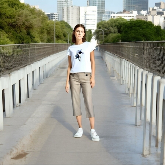 Women’s Cropped Pants Apt. 9 Grey Torie Straight Leg Capri Pants Women’s Capri - Picture 1 of 8